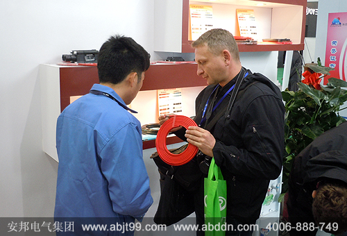 ����늰��չ���F���D