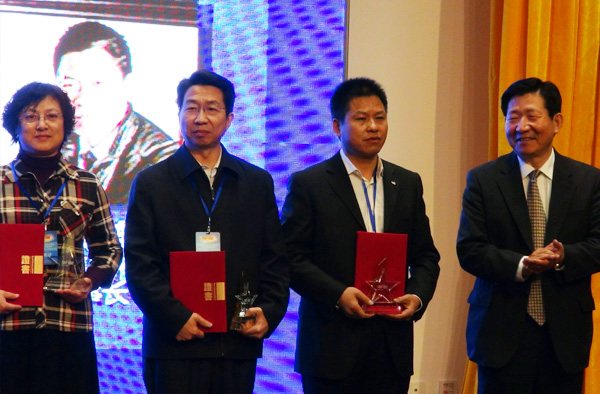 2013�Ї���I(y��)������(chu��ng)��ʮ�������C���F(xi��n)��