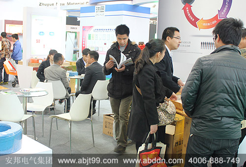 ����늰��չ���F���D